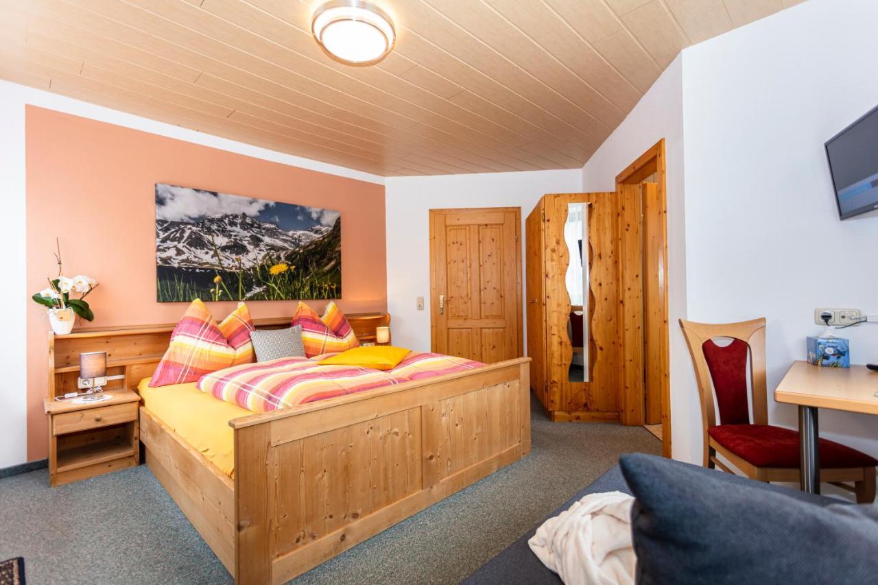 Fruehstuecks- Pension Sonnblickhof Rauris Buitenkant foto