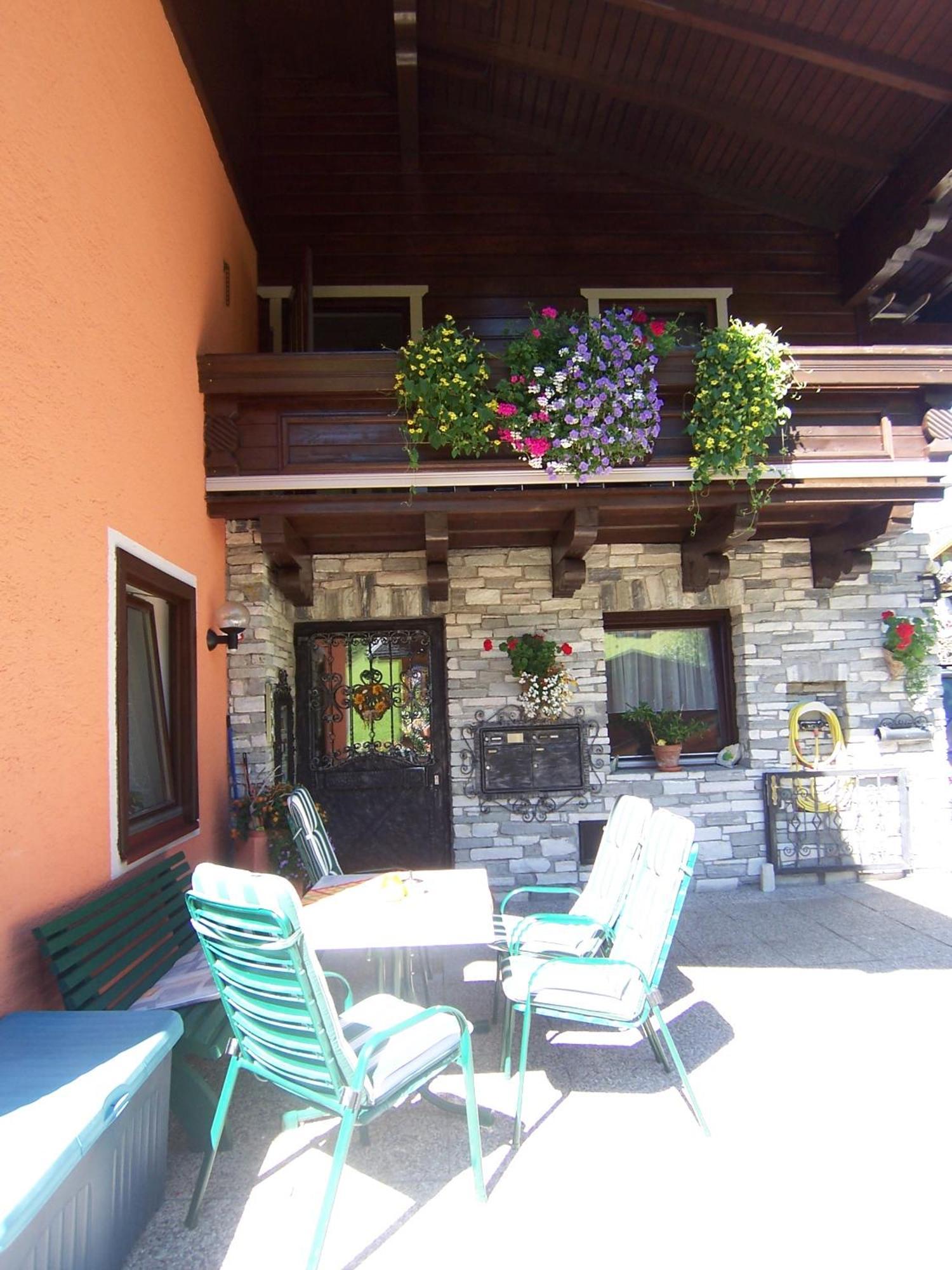 Fruehstuecks- Pension Sonnblickhof Rauris Buitenkant foto