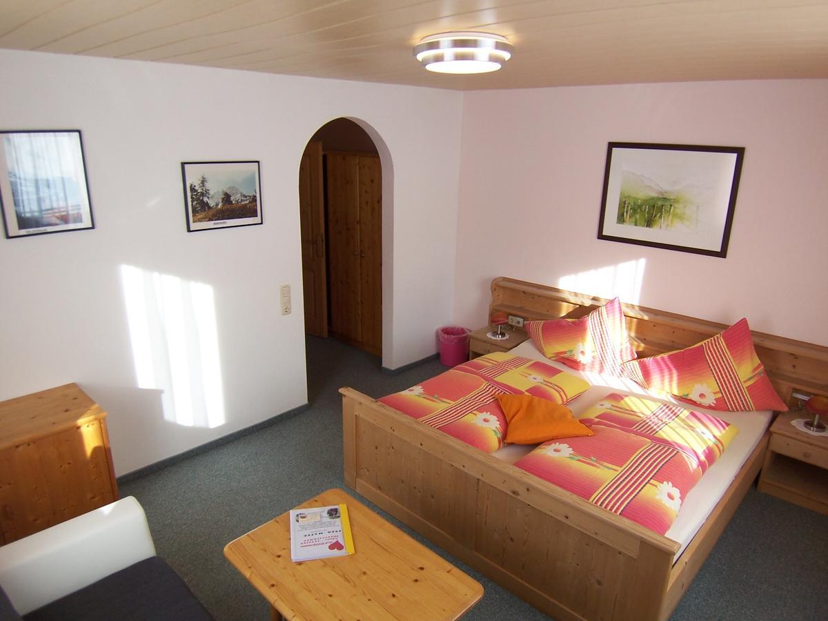 Fruehstuecks- Pension Sonnblickhof Rauris Buitenkant foto