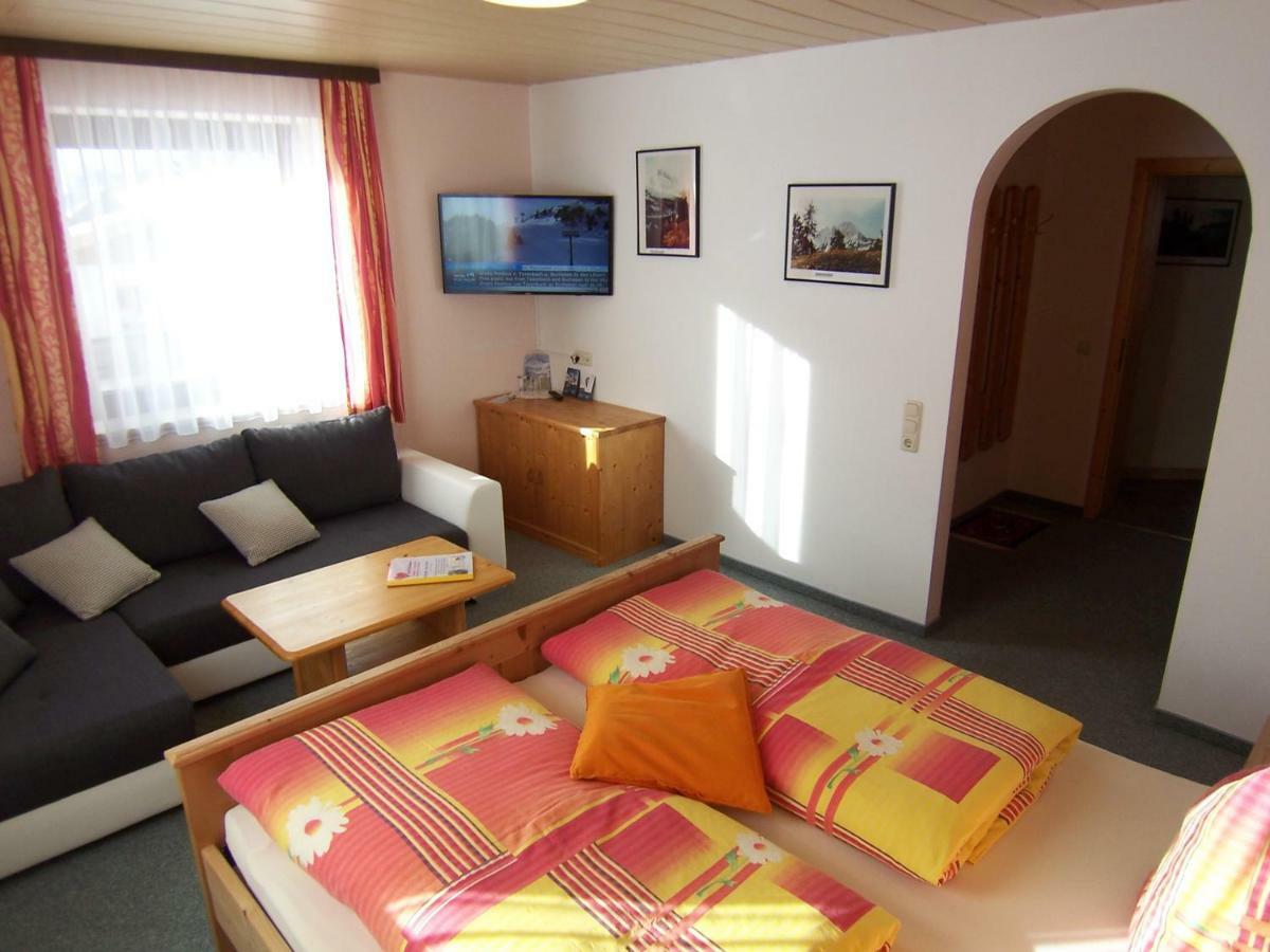 Fruehstuecks- Pension Sonnblickhof Rauris Buitenkant foto